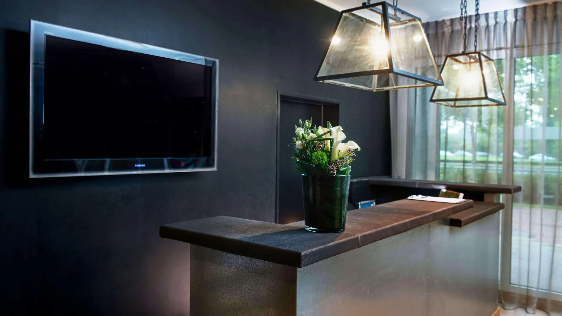 Wyndham Hannover Atrium 4*,
